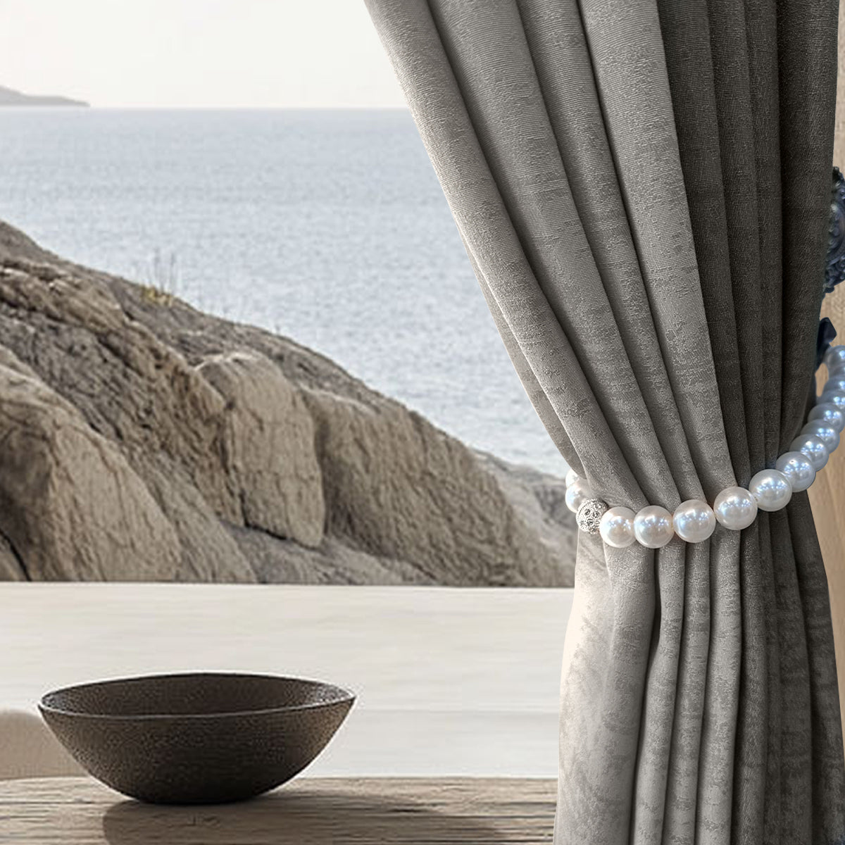 Amelie Curtain Tieback